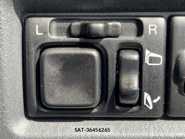 Suzuki JIMNY 2016-03 7220132-6