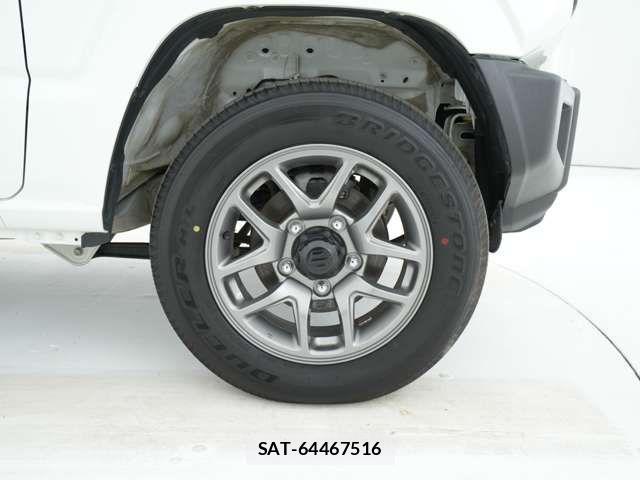 Suzuki JIMNY 2025-03 7220228-17