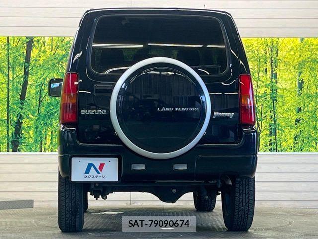 Suzuki JIMNY 2017-04 7220131-12