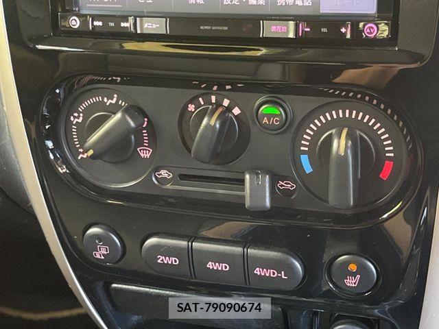 Suzuki JIMNY 2017-04 7220131-3