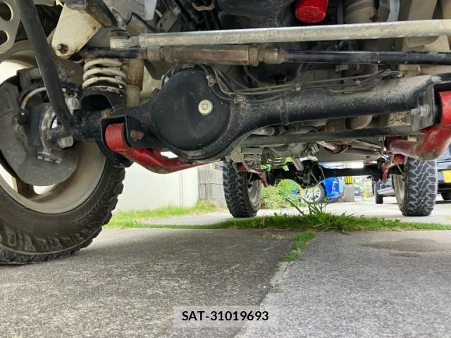 Suzuki JIMNY 2013-02 7220125-23