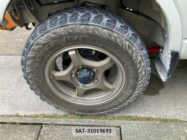 Suzuki JIMNY 2013-02 7220125-8