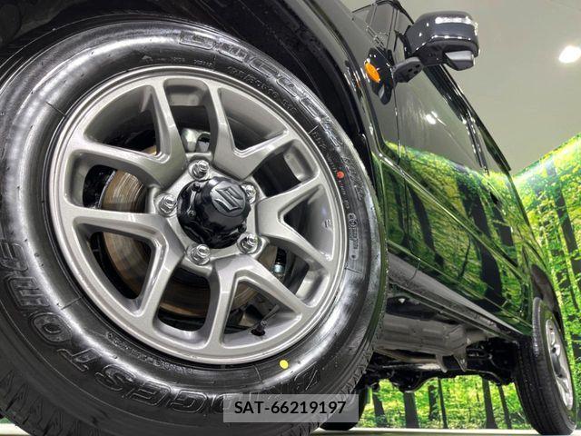 Suzuki JIMNY 2025-12 7220257-12