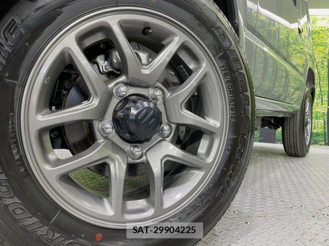 Suzuki JIMNY 2026-04 7220261-12
