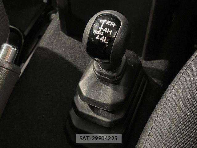 Suzuki JIMNY 2026-04 7220261-2