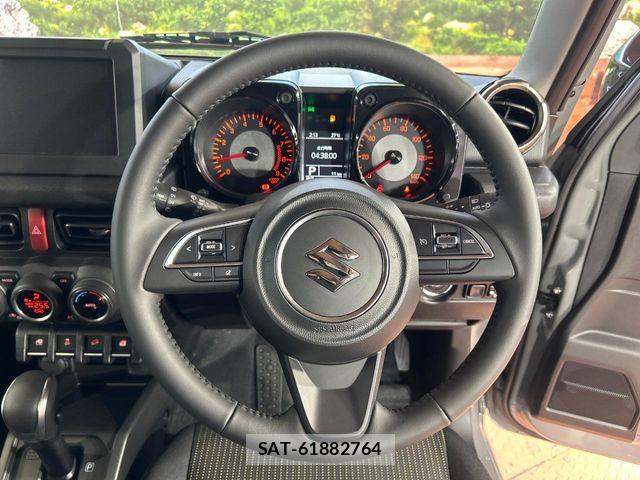 Suzuki JIMNY 2025-10 7220251-10