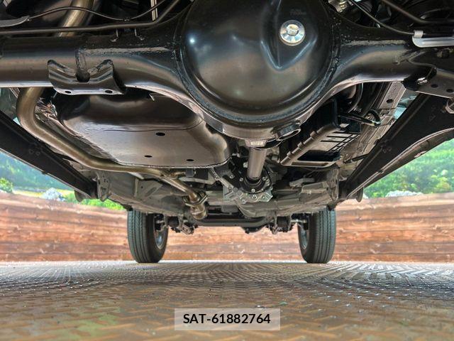 Suzuki JIMNY 2025-10 7220251-18