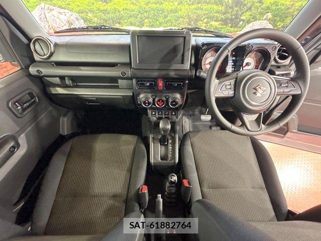 Suzuki JIMNY 2025-10 7220251-1