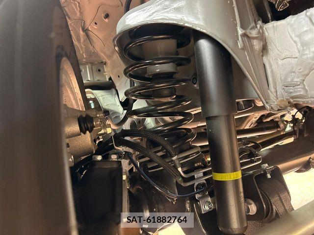 Suzuki JIMNY 2025-10 7220251-19
