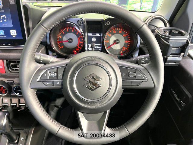 Suzuki JIMNY 2025-08 7220246-11