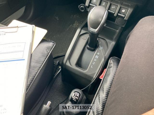 Suzuki JIMNY 2022-11 7251146-26