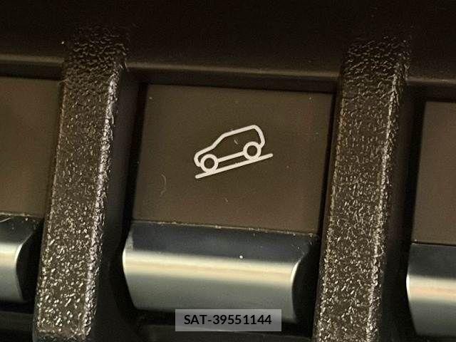 Suzuki JIMNY 2021-04 7251135-15