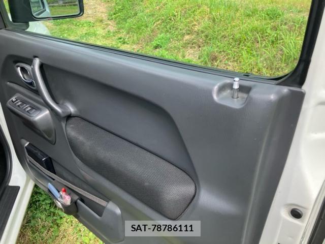 Suzuki JIMNY 2009-05 7251157-16