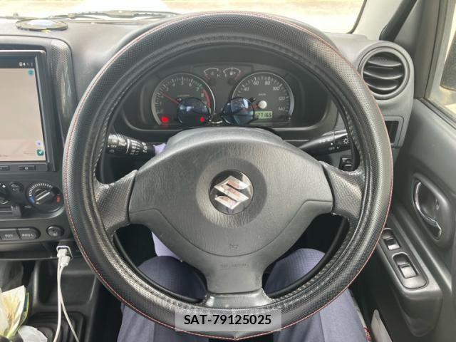 Suzuki JIMNY 2010-12 7251156-16