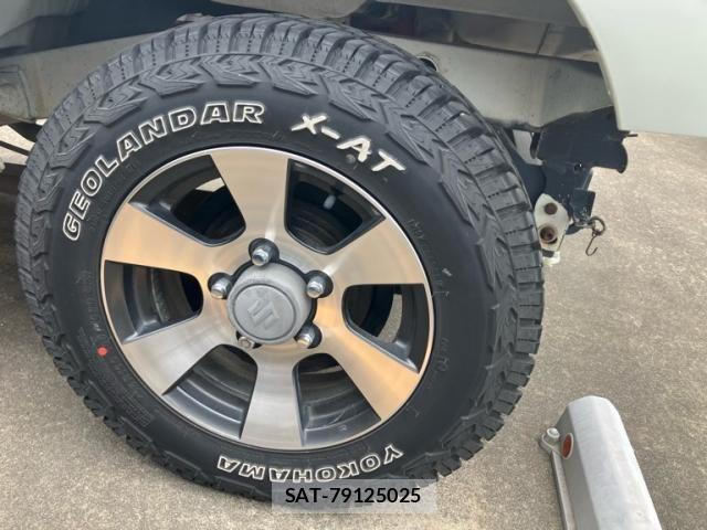 Suzuki JIMNY 2010-12 7251156-7