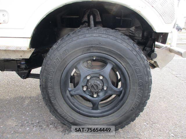 Suzuki JIMNY 1996-01 7251154-14