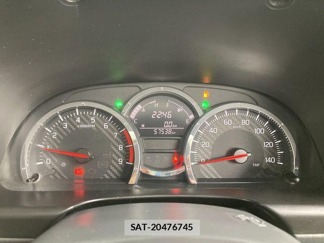 Suzuki JIMNY 2014-11 7272115-15