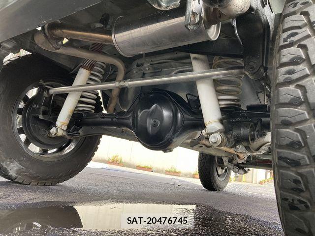 Suzuki JIMNY 2014-11 7272115-4