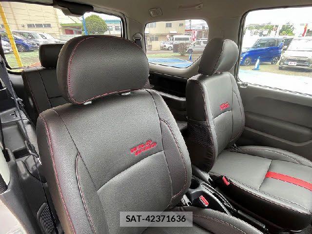 Suzuki JIMNY 2008-01 7272114-9