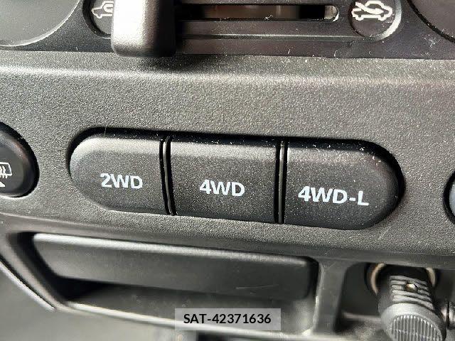 Suzuki JIMNY 2008-01 7272114-11