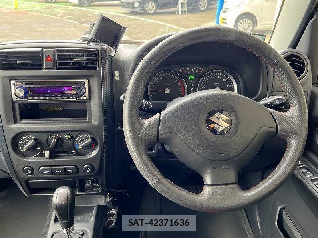 Suzuki JIMNY 2008-01 7272114-1