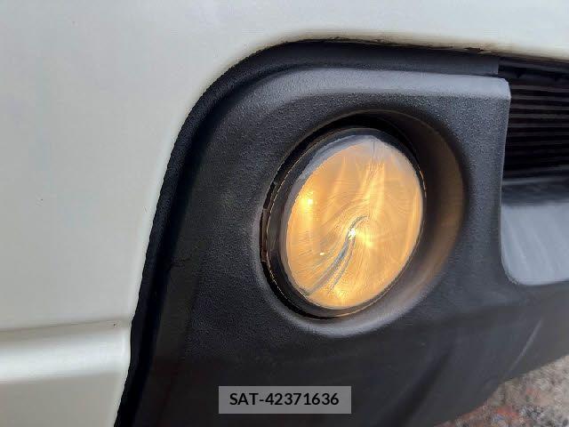 Suzuki JIMNY 2008-01 7272114-26
