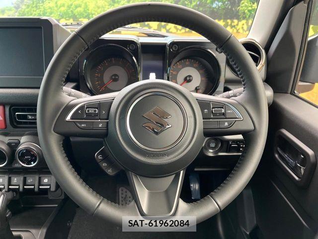 Suzuki JIMNY 2025-12 7272100-10