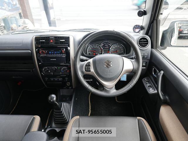 Suzuki JIMNY 2017-09 7272112-15