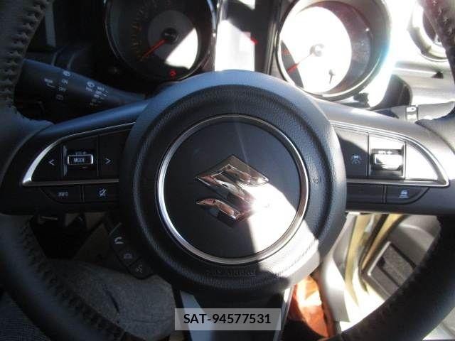 Suzuki JIMNY 2025-12 7272109-16