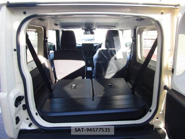 Suzuki JIMNY 2025-12 7272109-5
