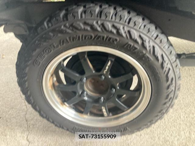 Suzuki JIMNY 2013-06 7327705-4