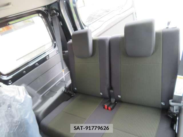 Suzuki JIMNY 2025-11 7327665-9