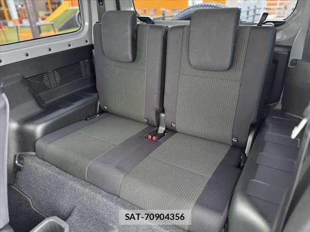 Suzuki JIMNY 2023-02 7327672-17