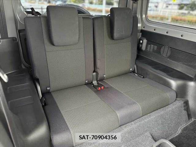 Suzuki JIMNY 2023-02 7327672-18