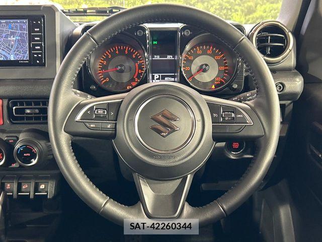 Suzuki JIMNY 2023-03 7327652-10
