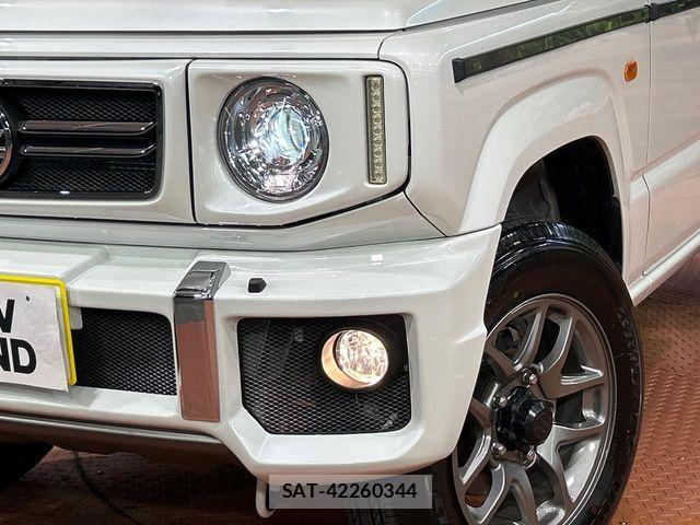 Suzuki JIMNY 2023-03 7327652-11