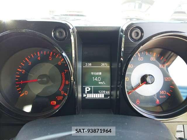 Suzuki JIMNY 2025-03 7327658-4