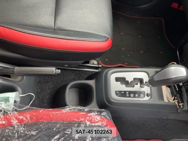 Suzuki JIMNY 2013-01 7327704-11