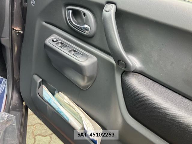 Suzuki JIMNY 2013-01 7327704-5