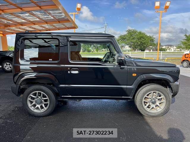 Suzuki JIMNY 2023-01 7327677-11