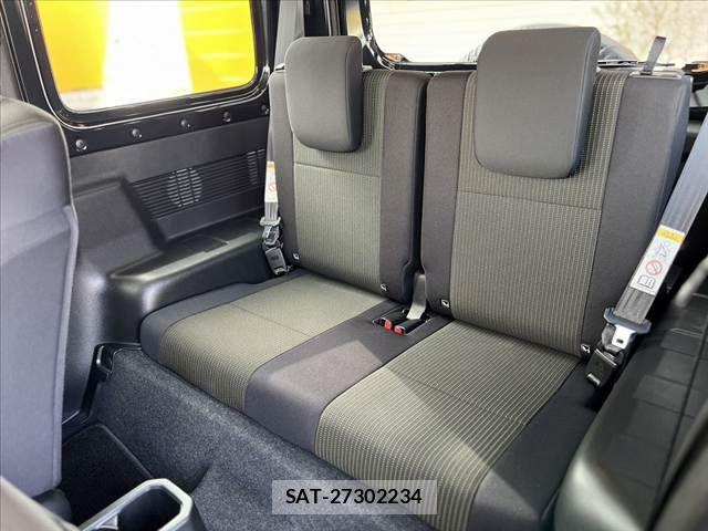 Suzuki JIMNY 2023-01 7327677-18