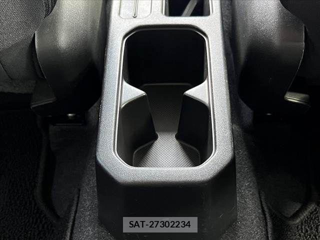 Suzuki JIMNY 2023-01 7327677-21
