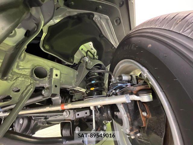 Suzuki JIMNY 2025-11 7327662-18