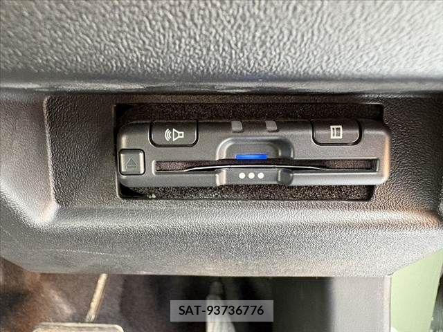 Suzuki JIMNY 2022-07 7327676-3