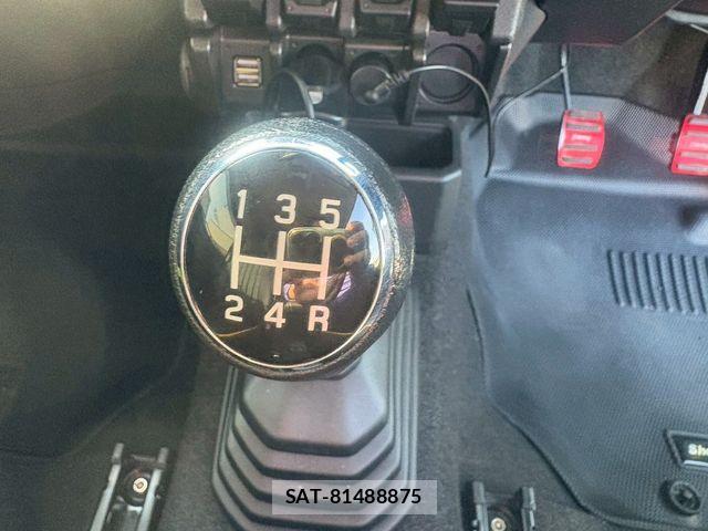 Suzuki JIMNY 2018-07 7327687-11