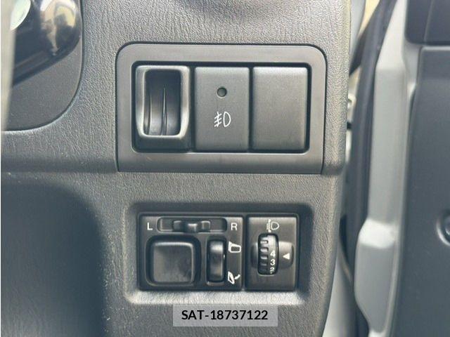 Suzuki JIMNY 2011-06 7327710-16