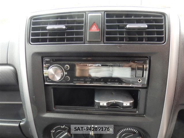 Suzuki JIMNY 2016-04 7358253-22