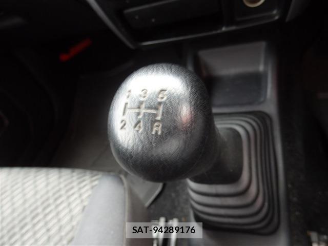 Suzuki JIMNY 2016-04 7358253-24