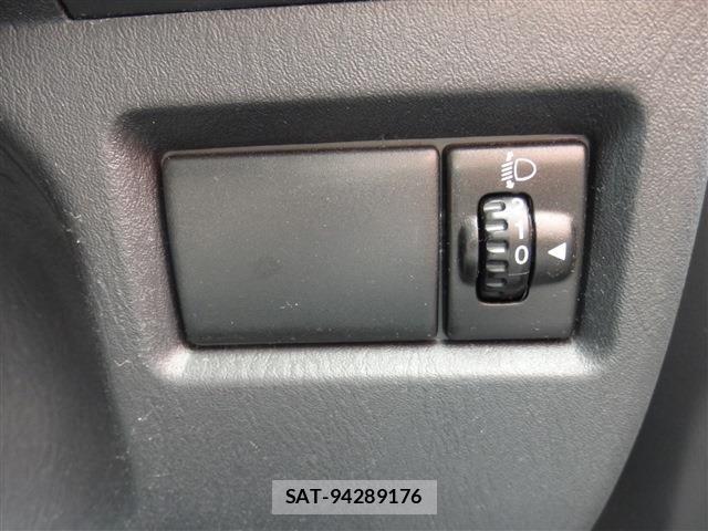 Suzuki JIMNY 2016-04 7358253-27