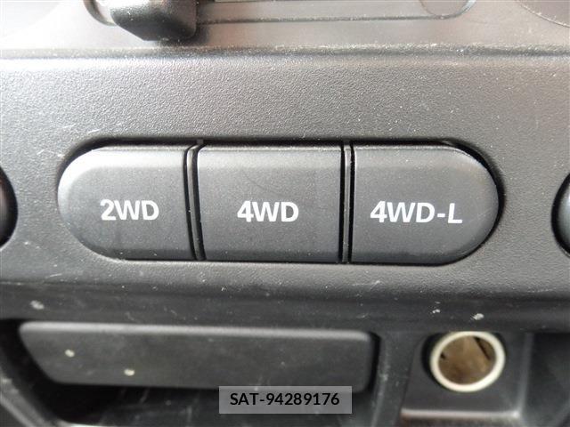 Suzuki JIMNY 2016-04 7358253-28